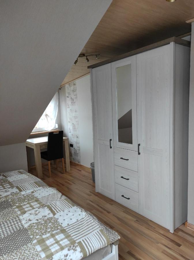 Privatzimmer Guhl Munster im Heidekreis Exterior photo
