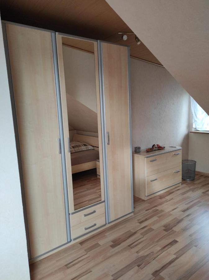 Privatzimmer Guhl Munster im Heidekreis Exterior photo
